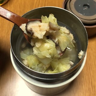 キャベツと椎茸の和風コンソメ　オートミール